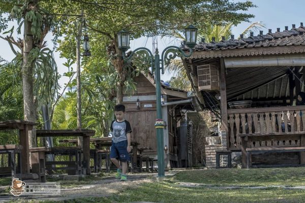 Rumah Makan di Jogja untuk Keluarga yang Ramah Anak | Wedang Kopi Prambanan